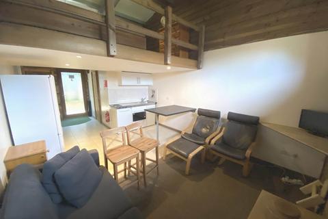 1 bedroom lodge to rent, Crossoaks Farm, Borehamwood