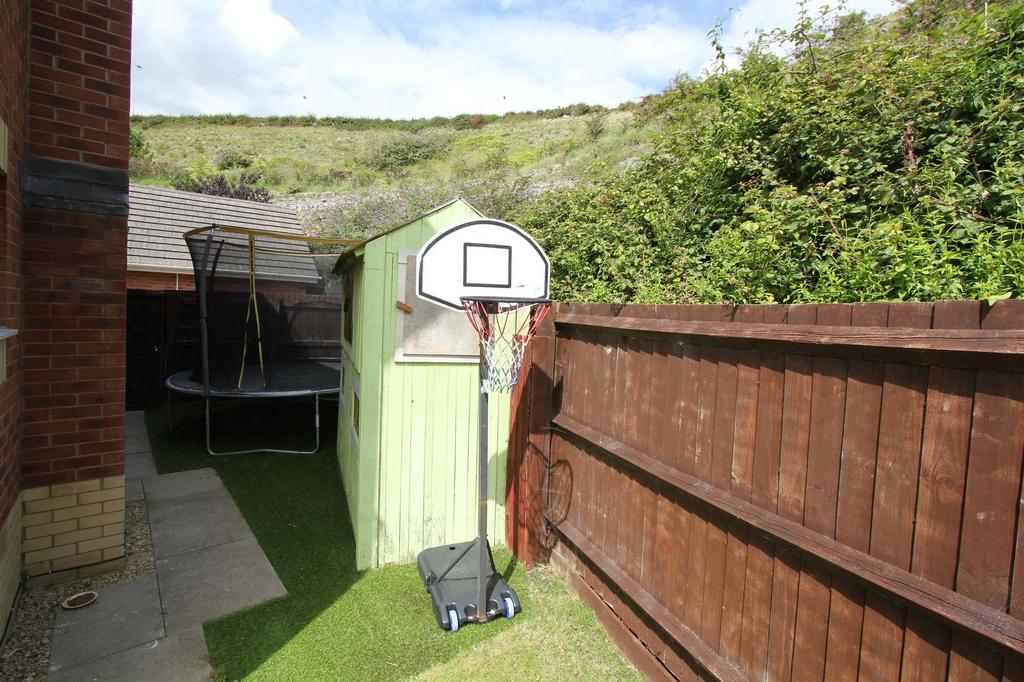 Side Garden Area
