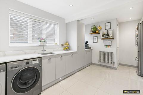 9 Talbot Road, Hatfield, AL10 0QX