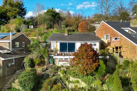 2 bedroom detached house for sale, Love Lane, Rye, East Sussex TN31 7NE