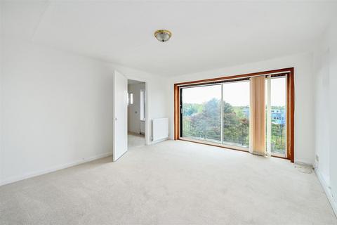 2 bedroom detached house for sale, Love Lane, Rye, East Sussex TN31 7NE