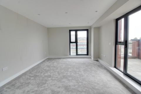 2 bedroom apartment for sale, Beaumont Court, Southend On Sea SS2