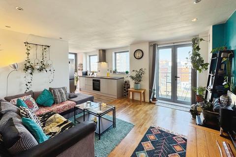 2 bedroom apartment for sale, Faroe, City Island