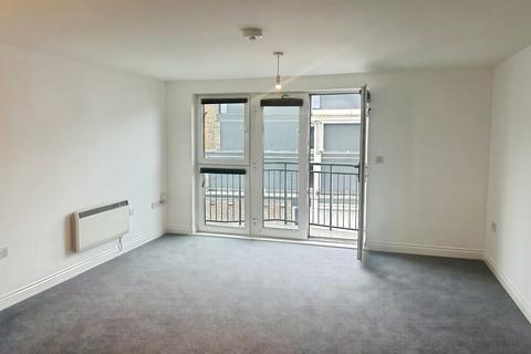 Studio for sale, Marcus House, New North Road