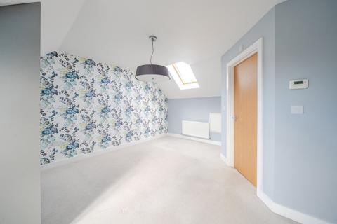 3 Vale Road, Bishops Cleeve, Cheltenham, GL52 8FJ