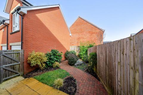 3 Vale Road, Bishops Cleeve, Cheltenham, GL52 8FJ
