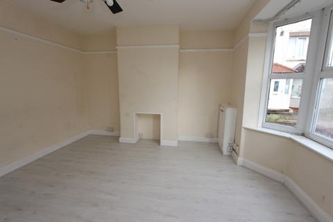 41 Ashfield Road, Wellingborough, NN8 3JG