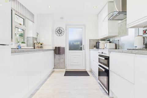 16 Bridgeman Croft, Birmingham, B36 0AF