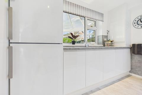 16 Bridgeman Croft, Birmingham, B36 0AF
