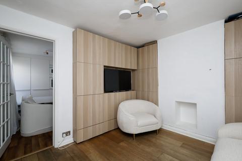 2 bedroom end of terrace house for sale, Albany Passage, Richmond