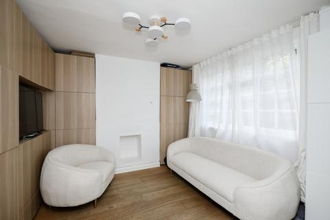 2 bedroom end of terrace house for sale, Albany Passage, Richmond