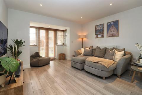 Flat 1, Bonham House Kingfield Road, Woking, GU22 9DX