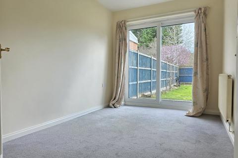 3 bedroom semi-detached house for sale, Marigold Crescent, Melton Mowbray