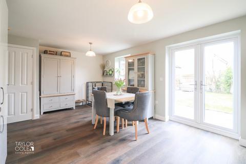 4 bedroom detached house for sale, Austen Drive, Tamworth
