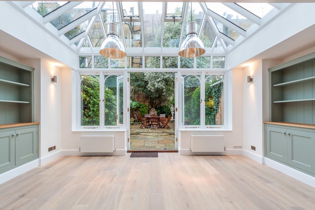 31 Cadogan Lane reception