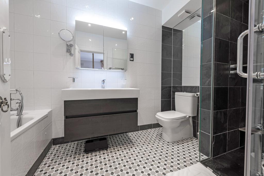 31 Cadogan Ct Bath 1