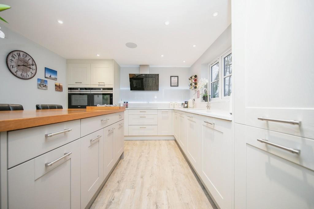 Kitchen 3