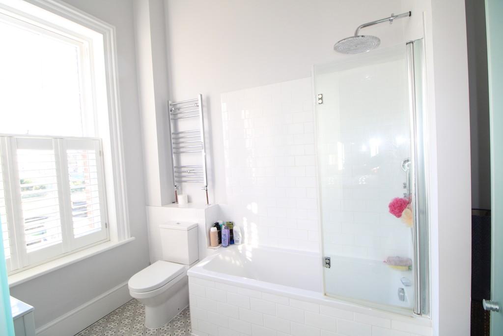 Ensuite bathroom