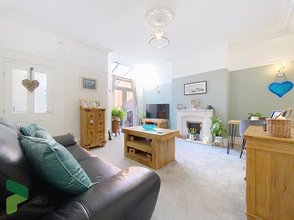 Living Room / Dining Room