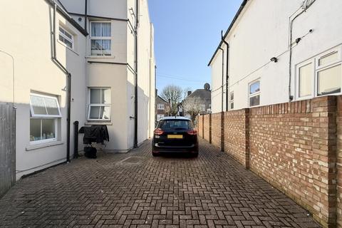 undefined, Fernham Road, Thornton Heath
