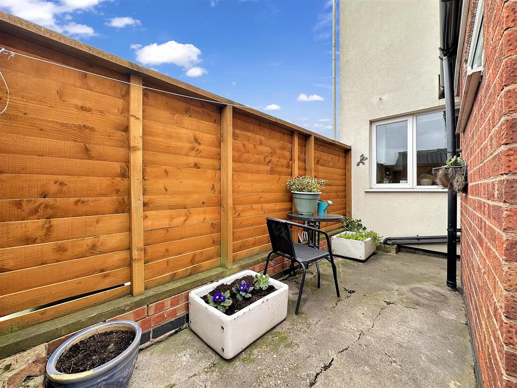 Rear Courtyard 116