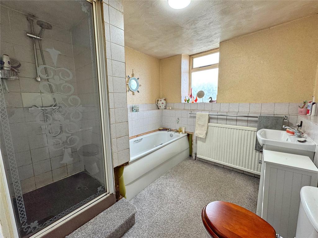 Four-Piece Bathroom