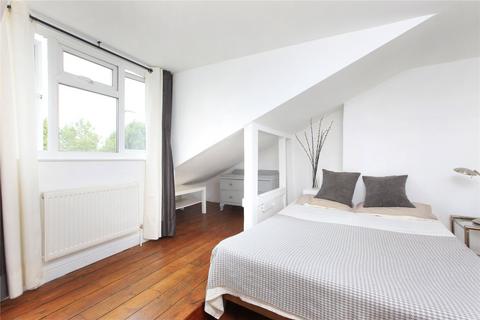 1 bedroom flat for sale, Battersea Park Court, 26-30 Battersea Park Road