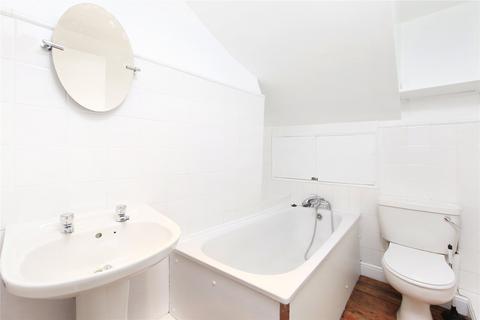 1 bedroom flat for sale, Battersea Park Court, 26-30 Battersea Park Road