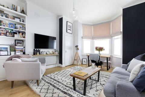 1 bedroom flat for sale, Ramsden Road, Balham, London
