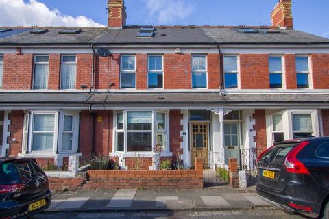 3 bedroom terraced house for sale, West Terrace, Penarth