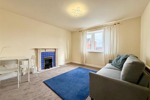 1 bedroom flat to rent, Avenue Road, Whittington Moor