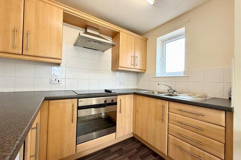 1 bedroom flat to rent, Avenue Road, Whittington Moor