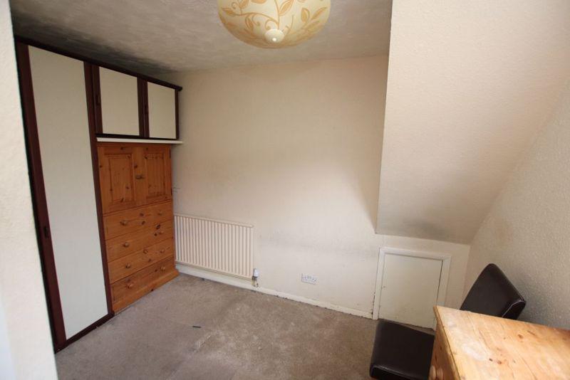 Bed 4 photo 1