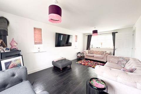 4 bedroom detached house for sale, YEW GROVE, HUMBERSTON