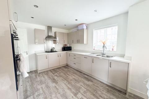 4 bedroom detached house for sale, YEW GROVE, HUMBERSTON