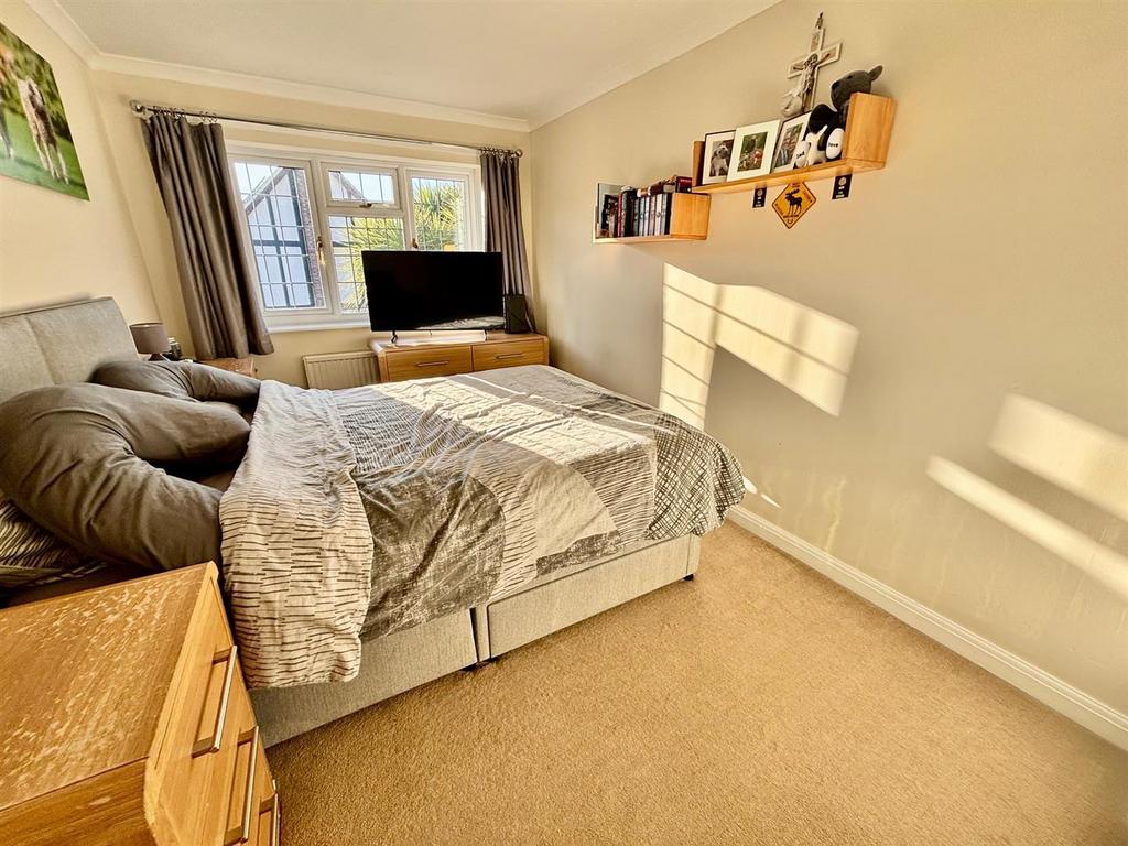 Bedroom 3.jpg