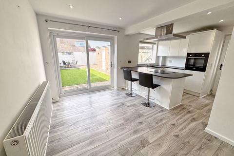 undefined, 4 Clos-Y-Deri Porthcawl CF36 3PR
