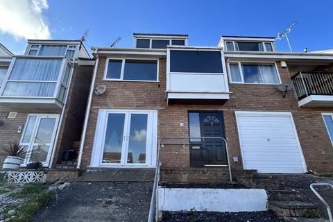 2 bedroom semi-detached house for sale, Ormeside, Penrhynside