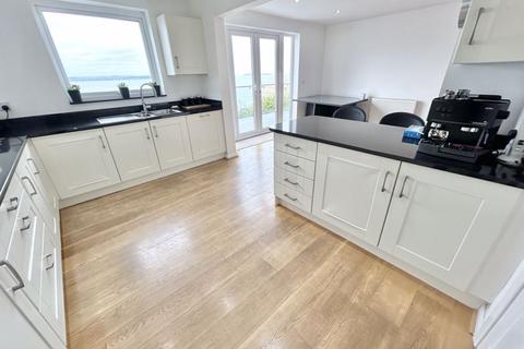 4 bedroom detached house for sale, Penmaen Park, Llanfairfechan