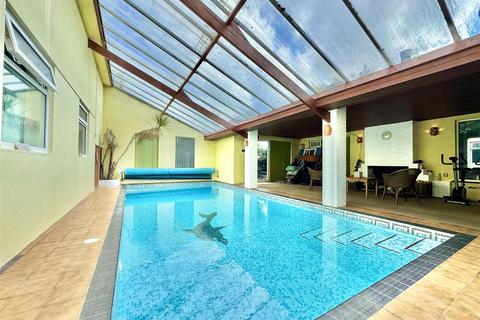 Langweath Bell Veor, Lanner, Redruth, TR16 6AN