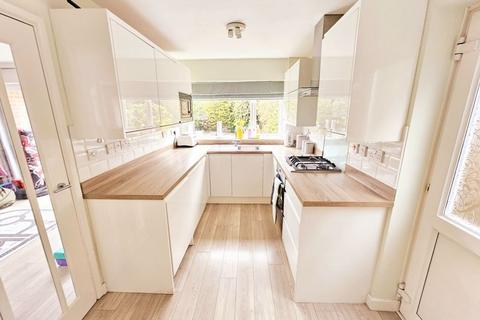 72 Avery Road, Sutton Coldfield, B73 6QD