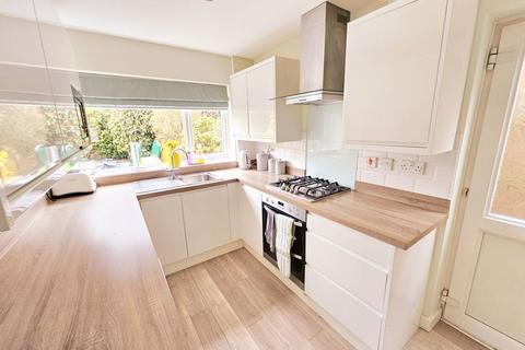 72 Avery Road, Sutton Coldfield, B73 6QD