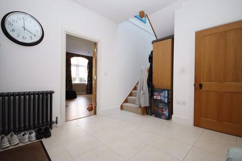 2 bedroom apartment for sale, The Galleries, Warley, Brentwood CM14