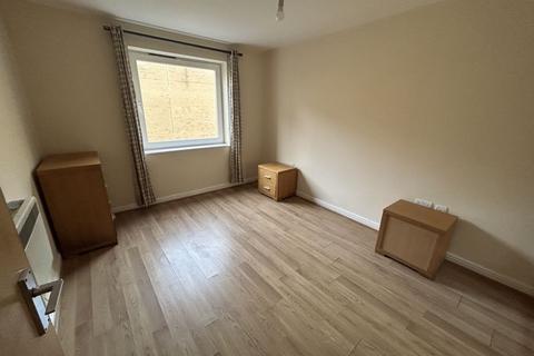 1 bedroom flat to rent, Highfield Road, Feltham