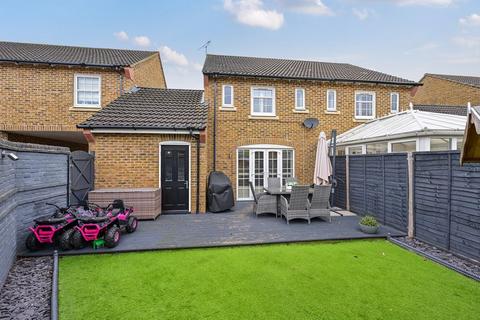 25 Allington Rise, Sherfield On Loddon, Hook, RG27 0ST