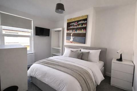 undefined, Stunning 5-Bedroom Shared Property – Fully Refurbished|Rooms from £450pcm|Bills Included