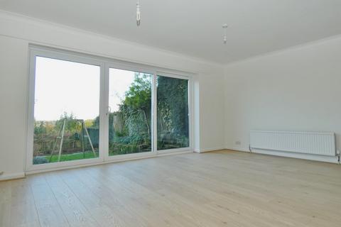 4 bedroom detached house to rent, Abbey Road