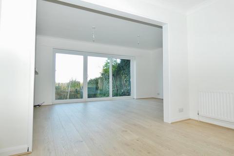 4 bedroom detached house to rent, Abbey Road