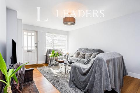 2 bedroom flat to rent, Queens Court, Queens Road