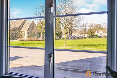 2 bedroom flat to rent, Woodgreen, Witney OX28 1DD
